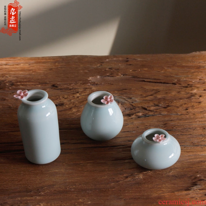 Jingdezhen ceramic creative floret bottle flower mini floral outraged Nordic home decoration copper flower pot grass in the plants