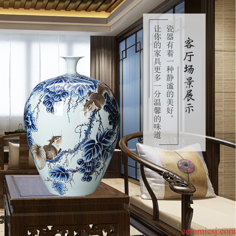 Jingdezhen ceramics by hand the see colour gold rat prosperous wealth small expressions using of blue and white porcelain vase collection handicrafts