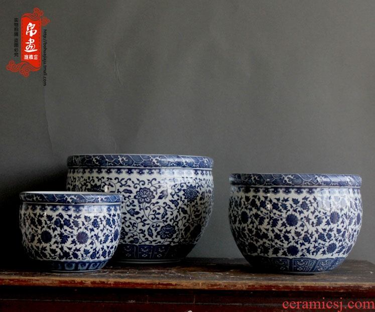 Blue and white porcelain of jingdezhen ceramics writing brush washer of large diameter can make writing brush washer from classical multi - function furnishing articles