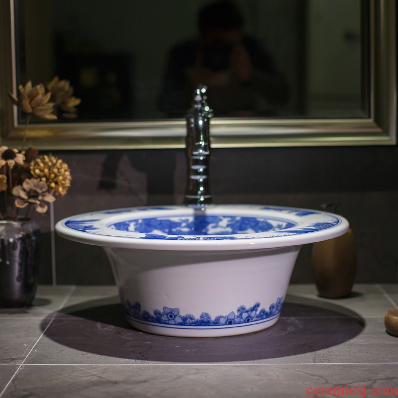 Household circular blue and white porcelain art on the lavatory basin to wash toilet lavabo ceramic I and contracted