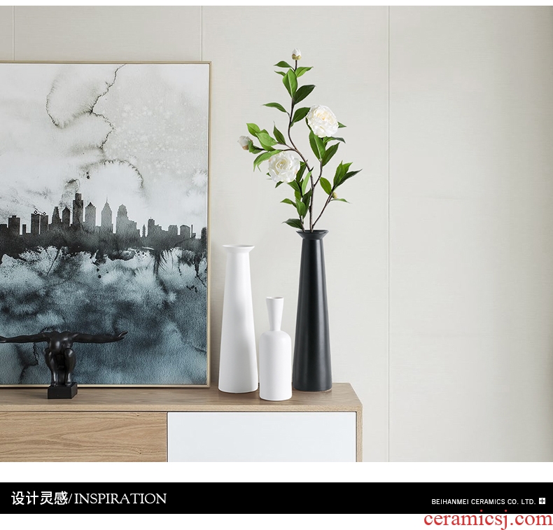 Creative Japanese vase Nordic decorative furnishing articles I and contracted, black and white ceramic dry flower vase sitting room porch flower arrangement