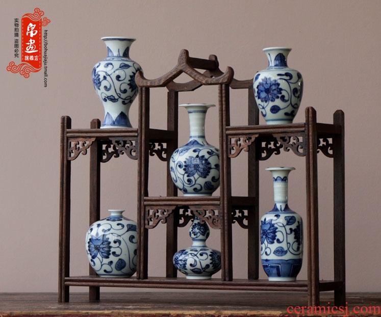 Jingdezhen blue and white porcelain vase furnishing articles ceramic living room flowers water raise flower arranging classical decoration mini small expressions using