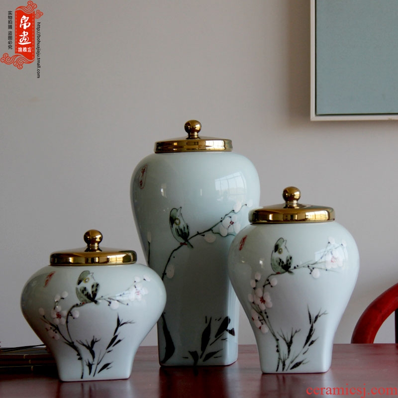 Jingdezhen ceramic household hand - made painting of flowers and dried flowers, vase gold - plated cover China sitting room adornment flowers