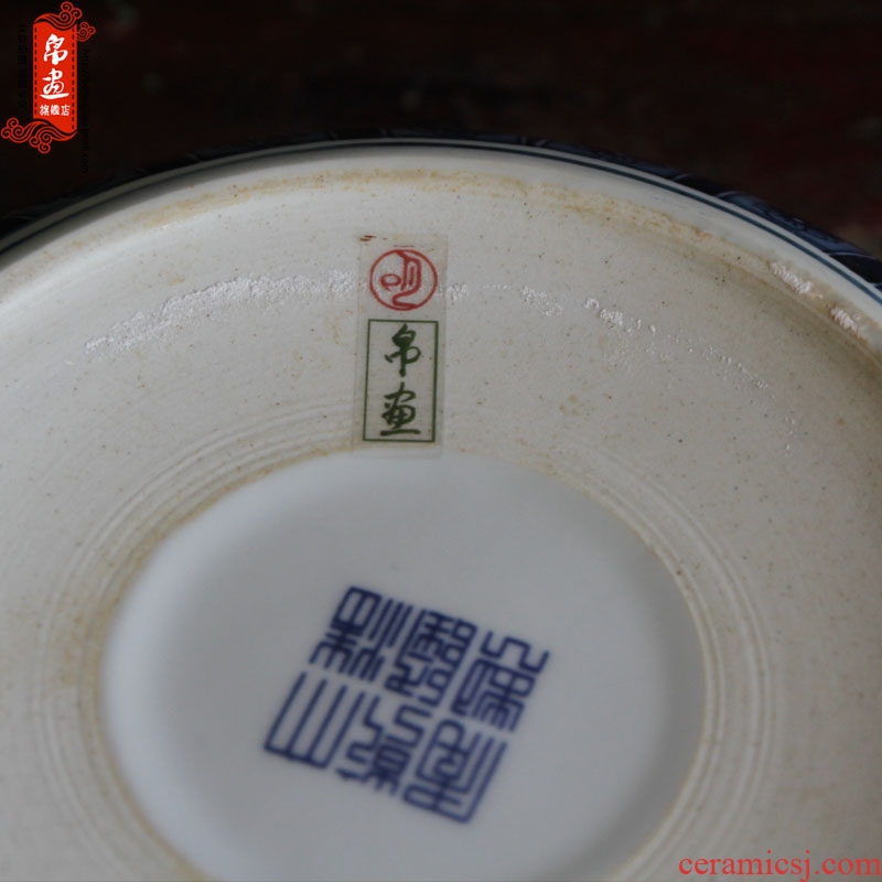 Blue and white porcelain of jingdezhen ceramics writing brush washer/pen container can make fish ashtray multi - function furnishing articles