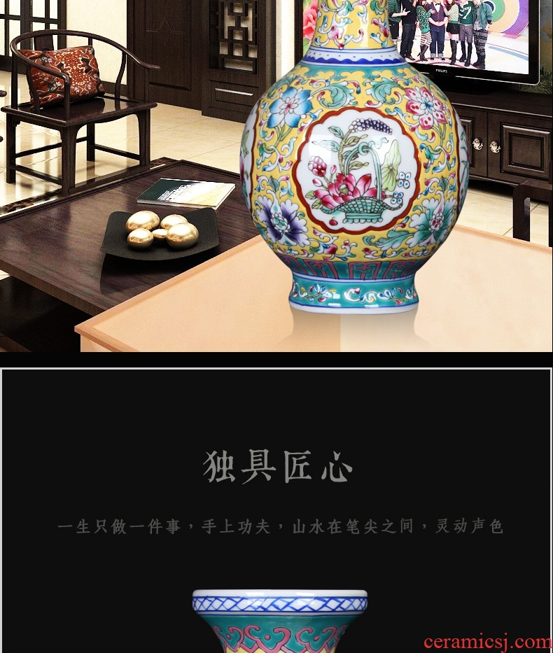 Jingdezhen antique Chinese study living room mesa small powder enamel handpainted altar vase of the reward bottle handicraft furnishing articles