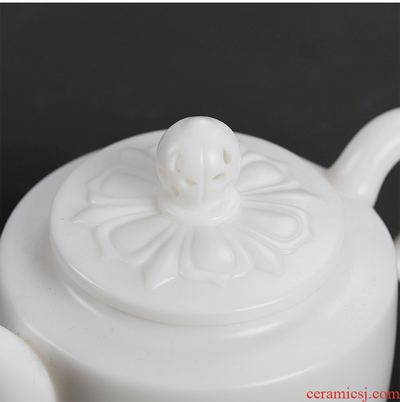 With ceramic teapot tea kettle black tea tea tea ware of filter mercifully tea kettle pot of restoring ancient ways in hand