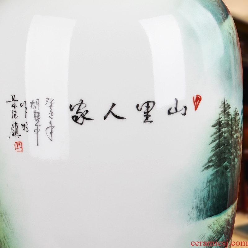Famous hu, jingdezhen ceramics vase upscale gift hand famille rose porcelain vase. In the mountains