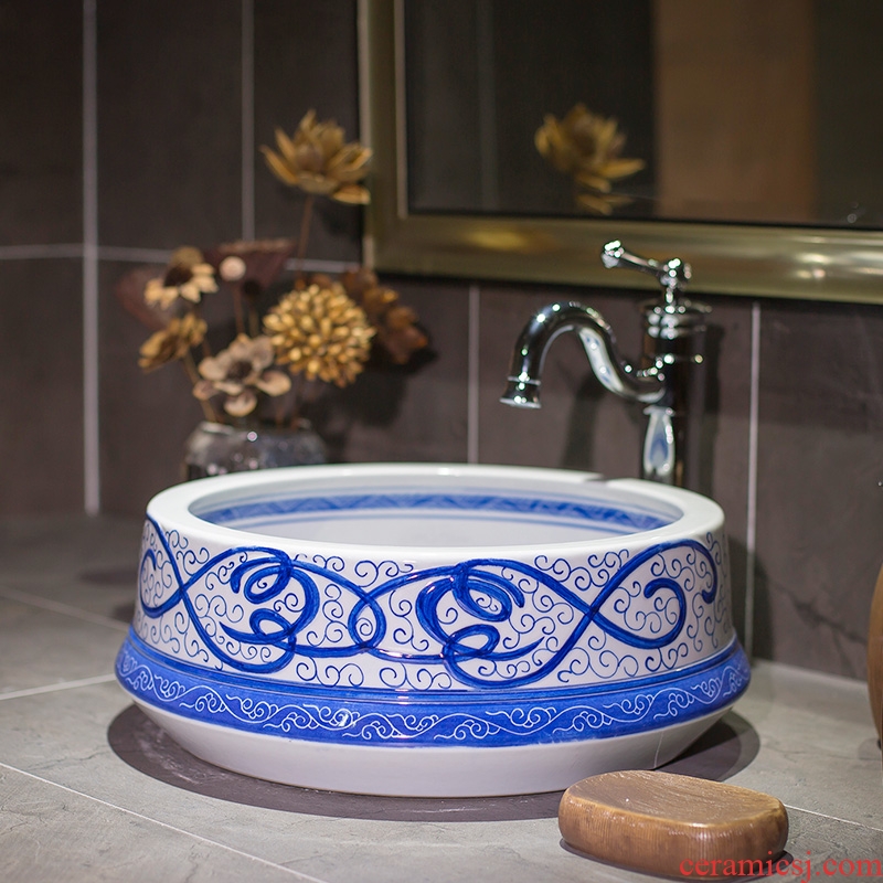 Ceramic art on the Chinese blue and white porcelain basin basin basin that wash a face to wash your hands the lavatory archaize bath home balcony