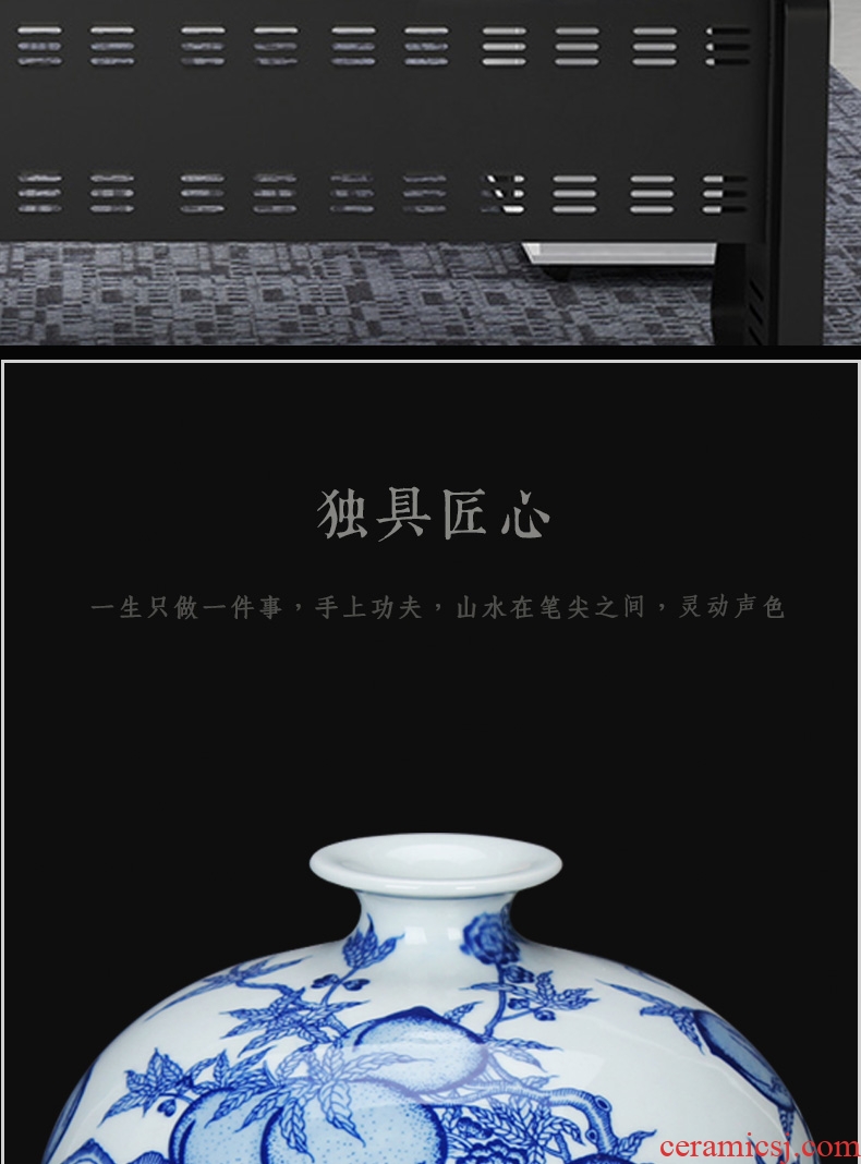 Jingdezhen blue and white peach antique hand - made ceramics vase pomegranate bottle small household decoration decoration furnishing articles