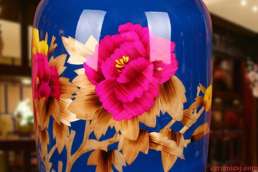 Jingdezhen ceramics blue straw peony flowers prosperous vase opening gifts collection place decoration