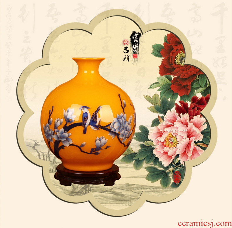 Jingdezhen ceramics in yellow gold straw yellow flower vase Chinese style decoration decoration furnishing articles process