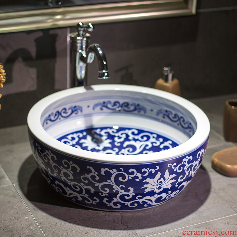 On the blue and white porcelain basin restoring ancient ways employed in creative Chinese art ceramic washbasin Mediterranean toilet wash gargle