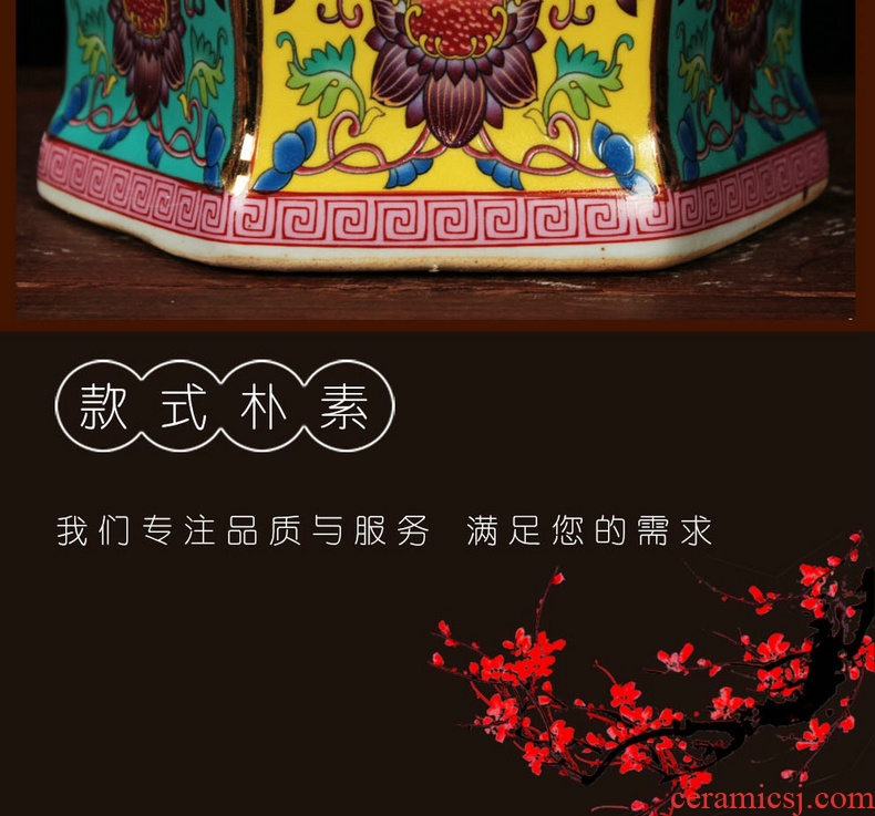 Jingdezhen ceramics, vases, antique green red hoard of enamel glaze Atlantic had six bottles of arts and crafts