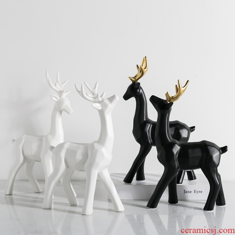 Nordic contracted ceramic art of creative home furnishing articles sitting room adornment marriage birthday gift decoration picking deer