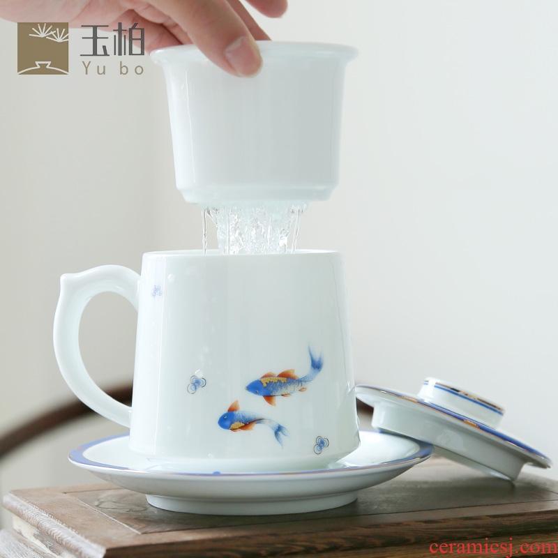 Jade cypress office of jingdezhen ceramic cup suit household with bladder with tray was creative YuShuiQingShen big cups