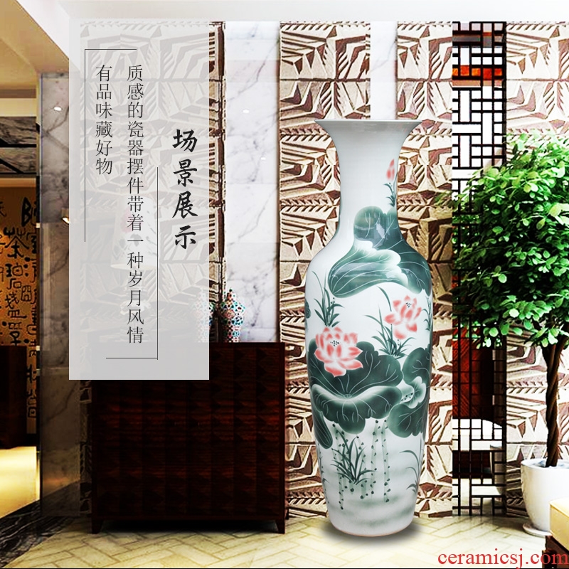 Jingdezhen ceramics Chinese rural style lotus fish living room decoration to the hotel lobby for the opening of large vase