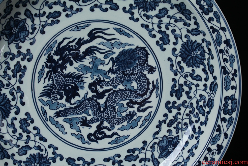 Jingdezhen ceramics high - end antique blue - and - white in extremely good fortune hunker plate modern Chinese handicraft collection