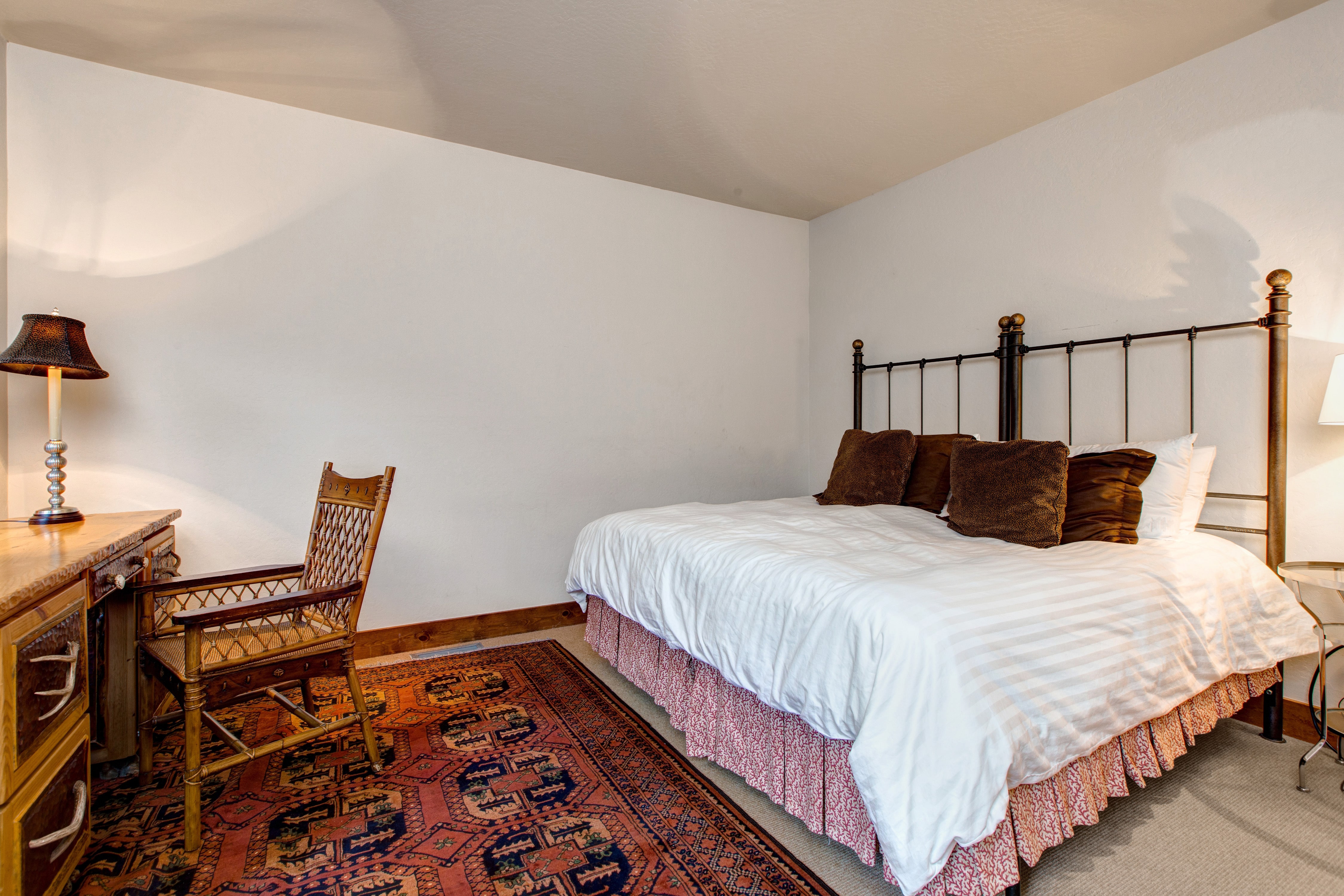 Abode Luxury Rentals Jackson Hole Moosehead Cabin Interior Bedroom