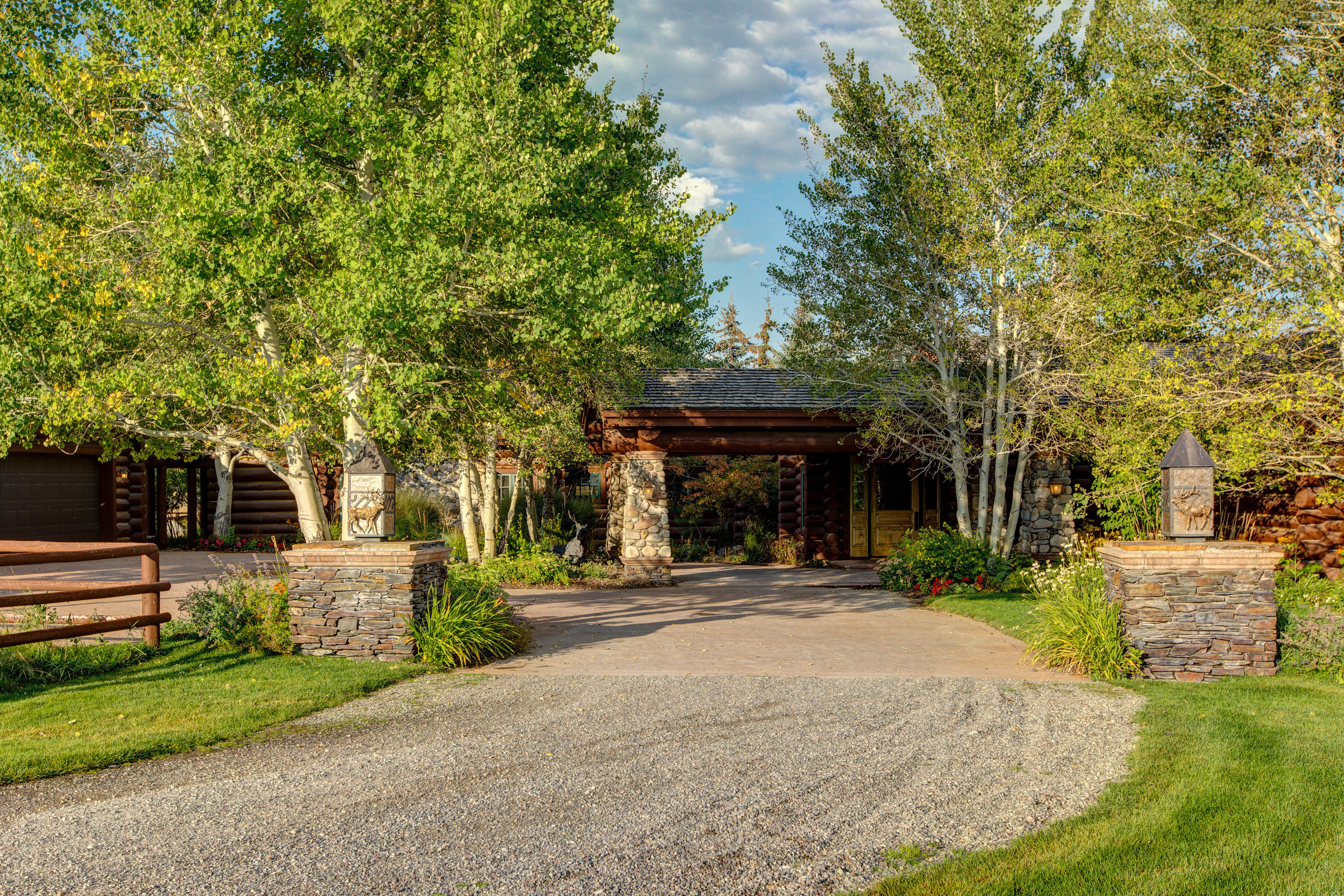 Abode Luxury Rentals Jackson Hole Wyoming Elk Refuge Lodge