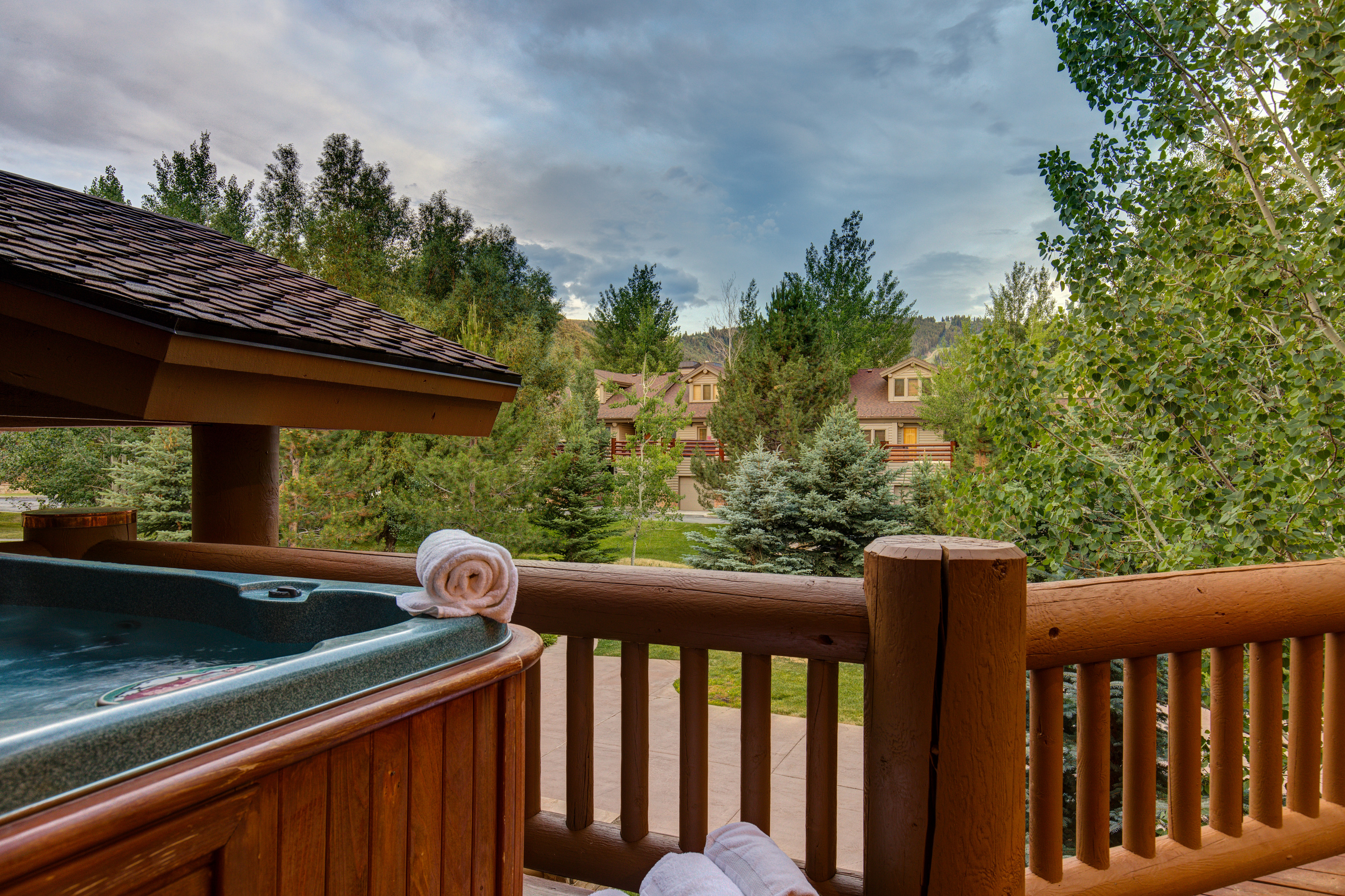 Abode Luxury Rentals Park City Utah Arrowood Exterior Hot Tub 3