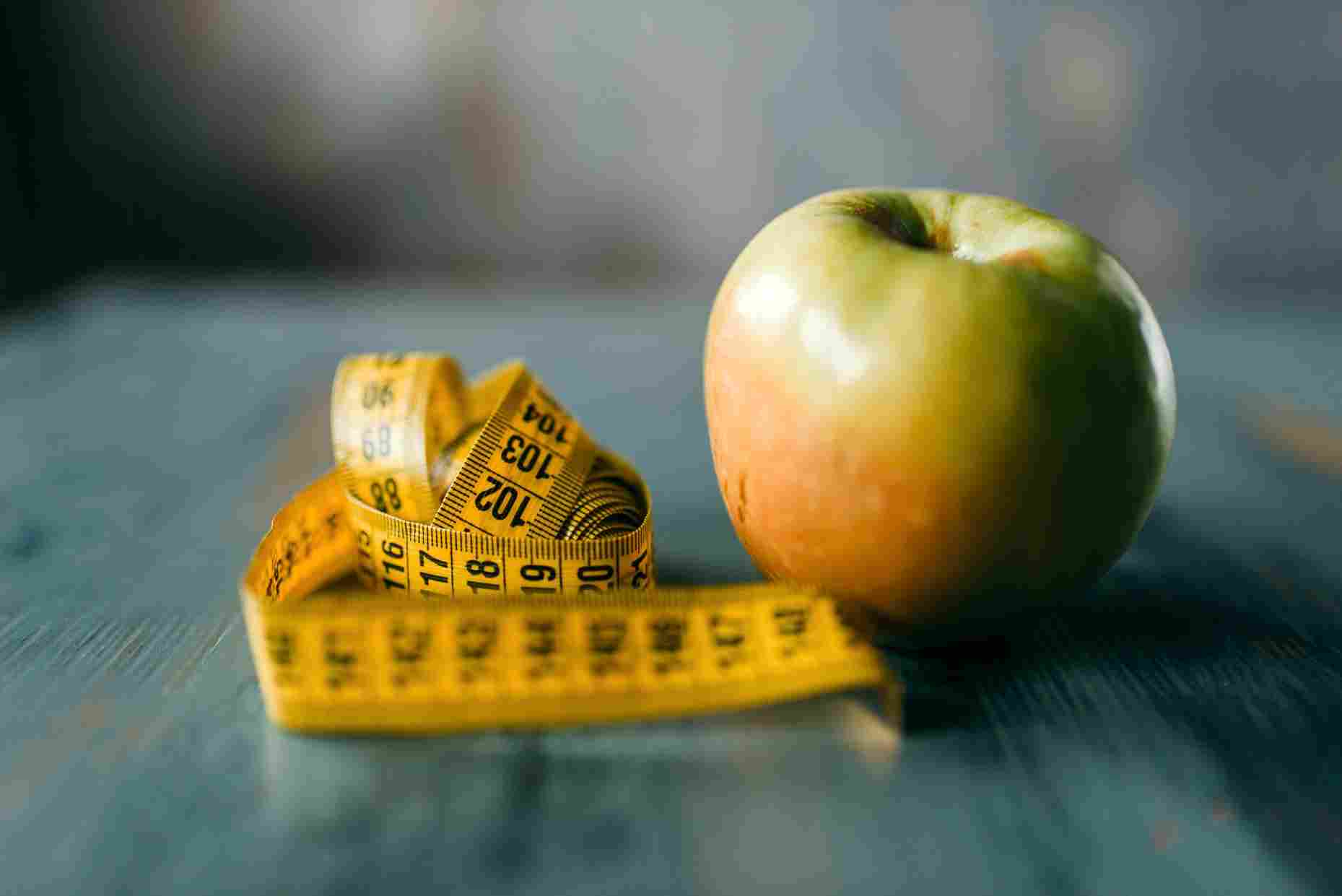 Apple cider vinegar (ACV) for weight loss: use, benefits, and precautions.