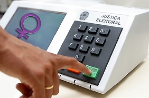 Voto-Feminino_urna