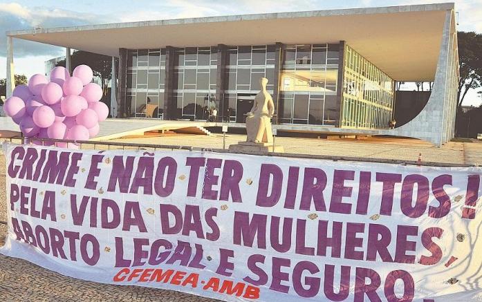 direito-aborto-legal-seguro