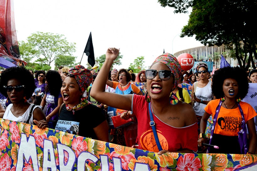 galeria-de-fotos-1-marcha-das-mulheres-negras-de-braslia