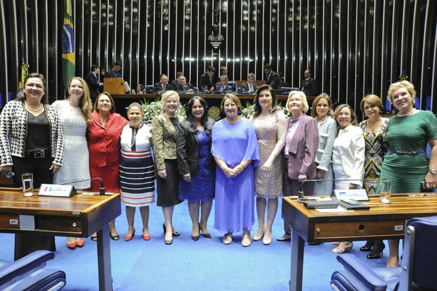 senadoras-politica-mulheres