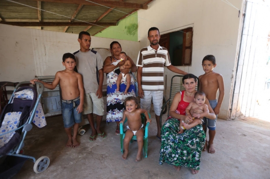 Um ano apos 1 caso oficial de zika microcefalia faz bebe tomar rivortil Estadao foto Alex Silva