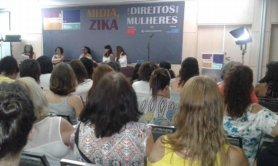 Seminario Mulher e Midia, foto do painel 1, zika e os direitos das mulheres