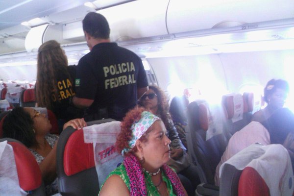 ato-pro-dilma-aviao