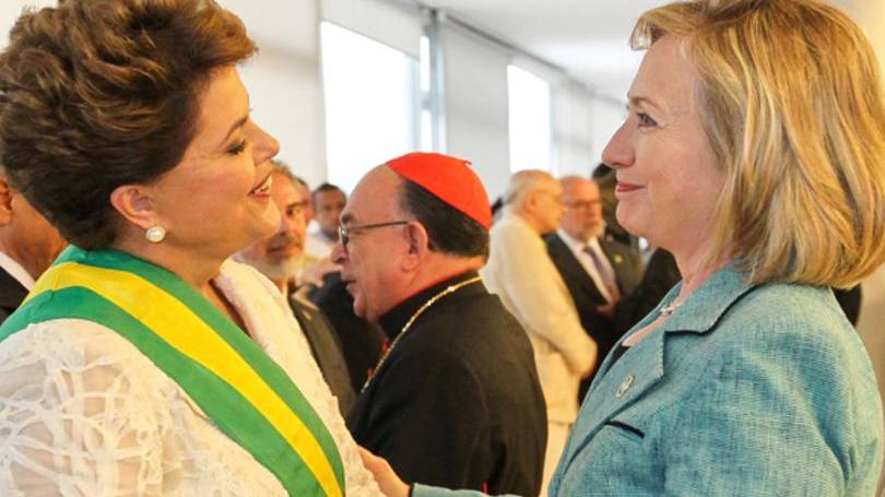 dilma_rousseff_e_hillary_clinton_na_posse