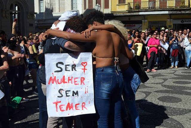 marcha-curitiba-renata-sales