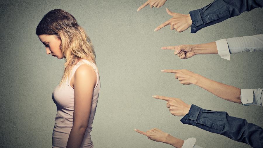 mulher-sendo-acusada-1473970274104_v2_900x506