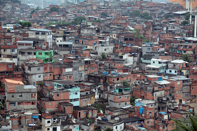 favela-violencia-mulheres