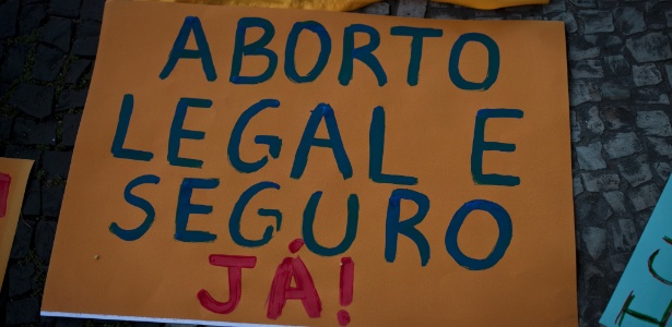 AbortoCartazManifestacao_GuillermoGiansantiUOL