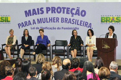 LEIDOFEMINICIDIO_cerimoniasancaiLuisMacedoCamaradosDeputados