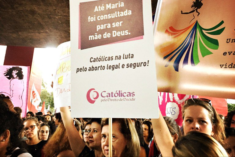 catolicas-aborto-pec181