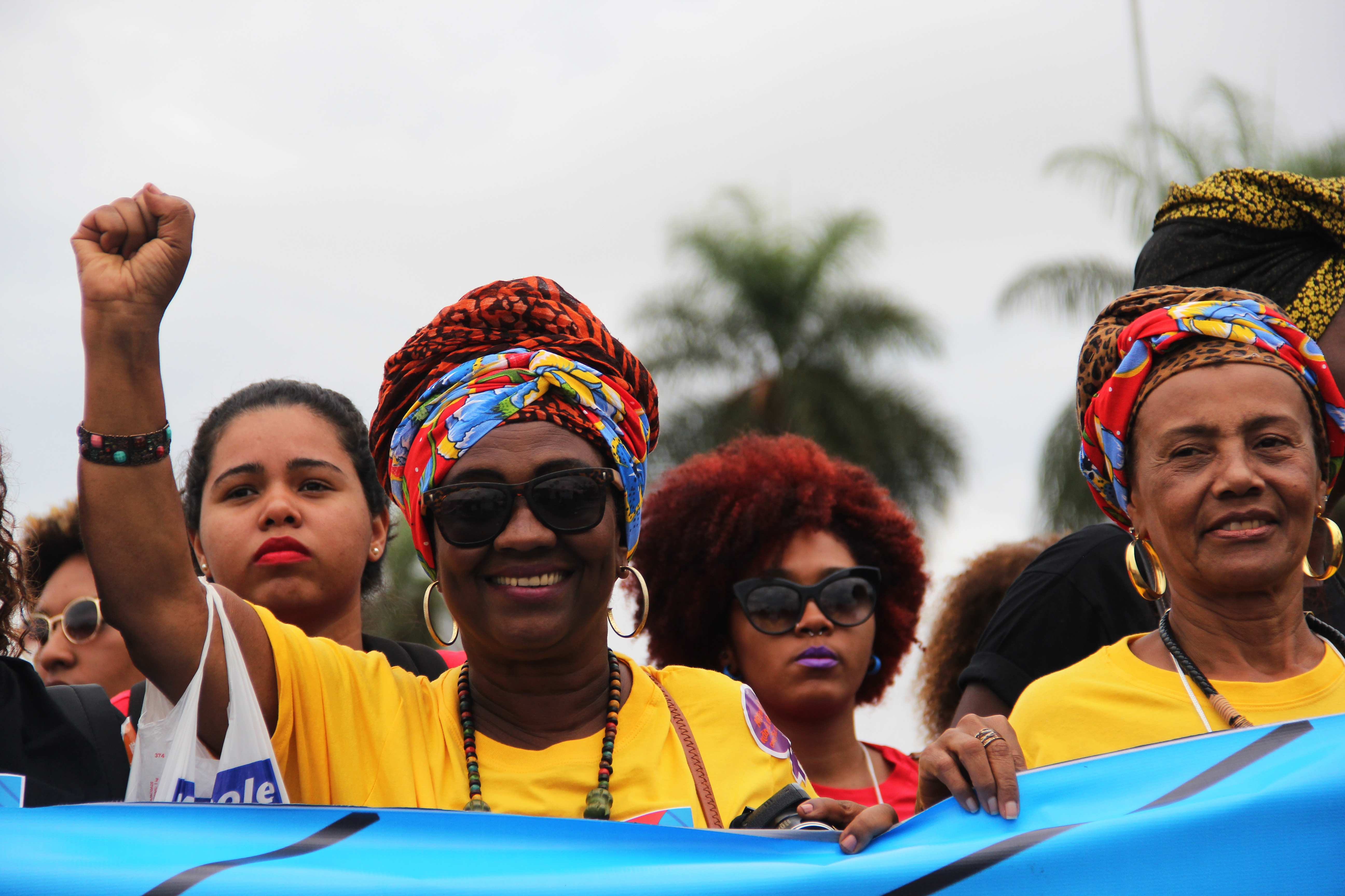 marcha-das-mulheres-negras-contra-o-racismo-a-violncia-e-pelo-bem-viver_23469639345_o