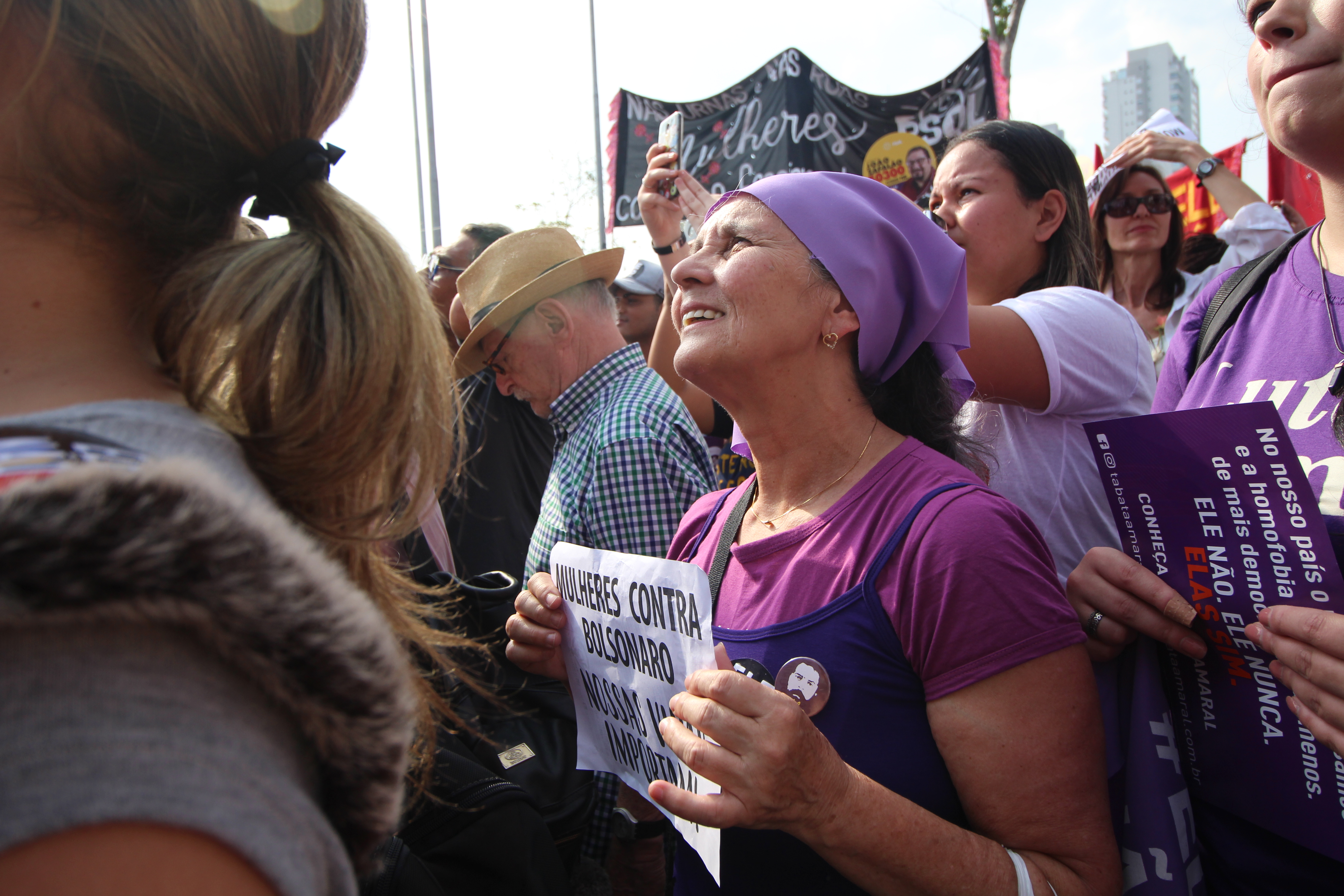 mulheres-na-rua