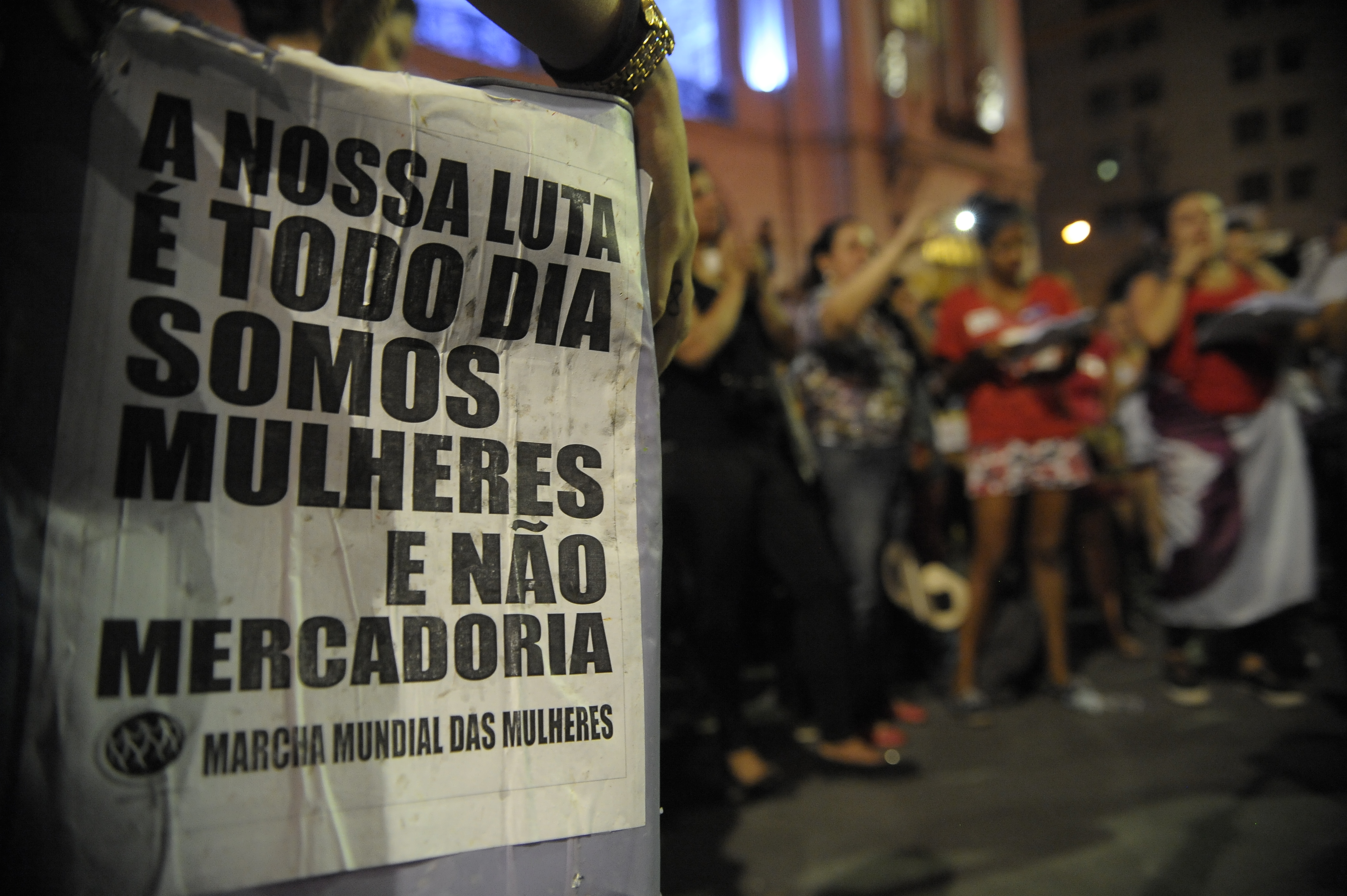 Protesto pelo fim da violência contra as mulheres