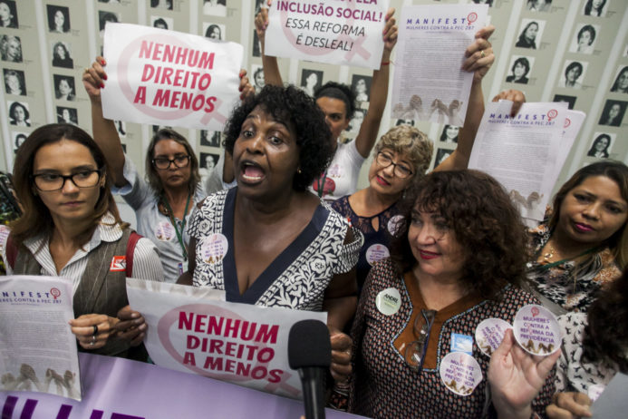 Mulheres contra a Reforma da Providência • 01022017 • Brasília (DF)