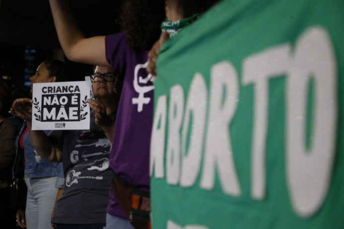 ATO CONTRA PL1904