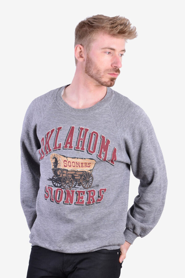 Vintage Oklahoma Sooners sweatshirt