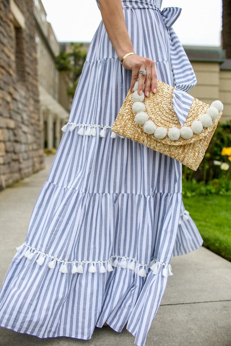 straw pom pom clutch