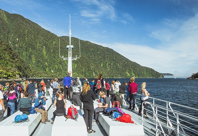 Milford Sound Day Tour with Cruise from Queenstown New Zealand