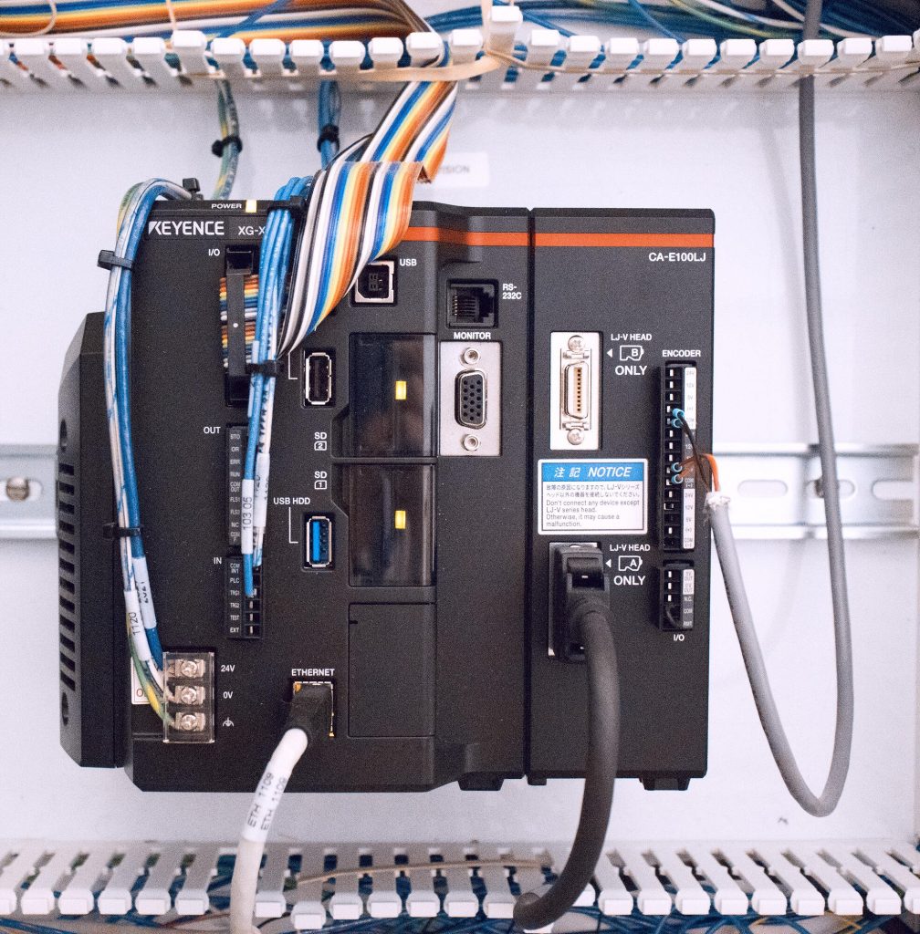Keyence Vision Systems Controller in electrical box of inspection stand