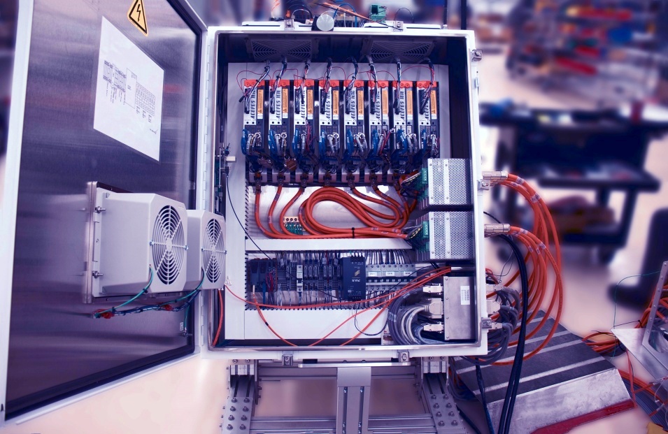 COTS Items Typically Seen in Industrial Machinery Manufacturing