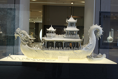 Abortion dragon boat porcelain carving